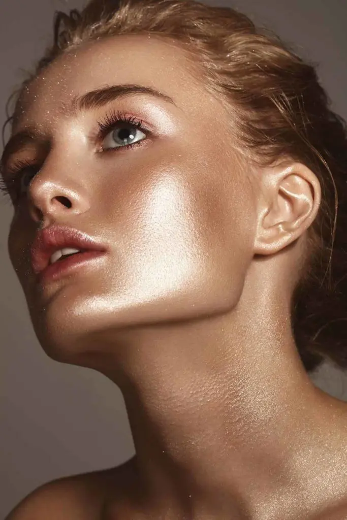 Rejuvenecimiento facial con radiofrecuencia nanofraccionada – Resultados visibles en firmeza y textura de la piel.