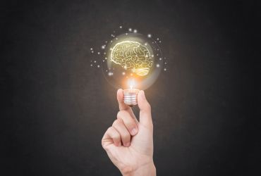 Cualificación profesional e inteligencia clínica – Concepto visual de excelencia médica y conocimiento en medicina estética.